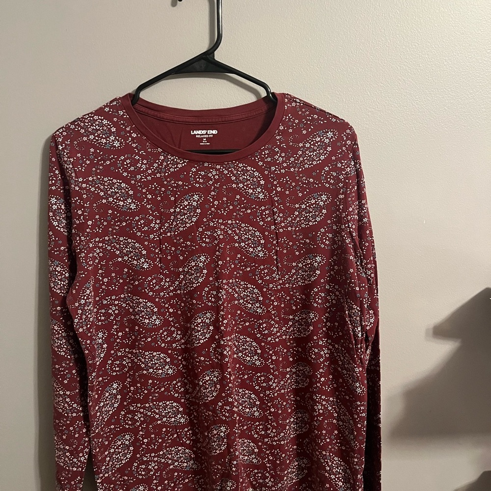 Women’s Lands End - Size: Medium (8-10) Gently Used Color: Burgundy